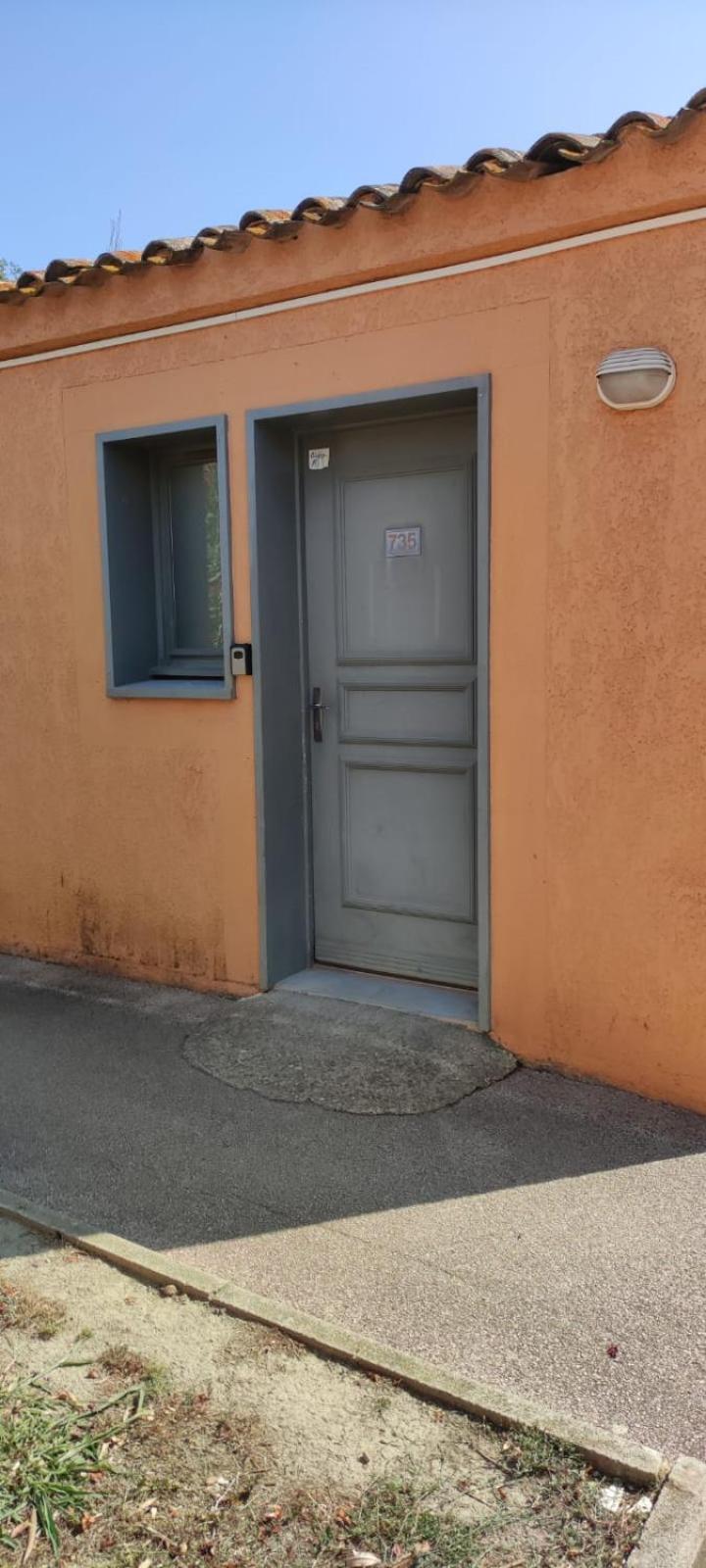 Appartement Residence De Vacances Les Hameaux De Camargue Arlés Exterior foto